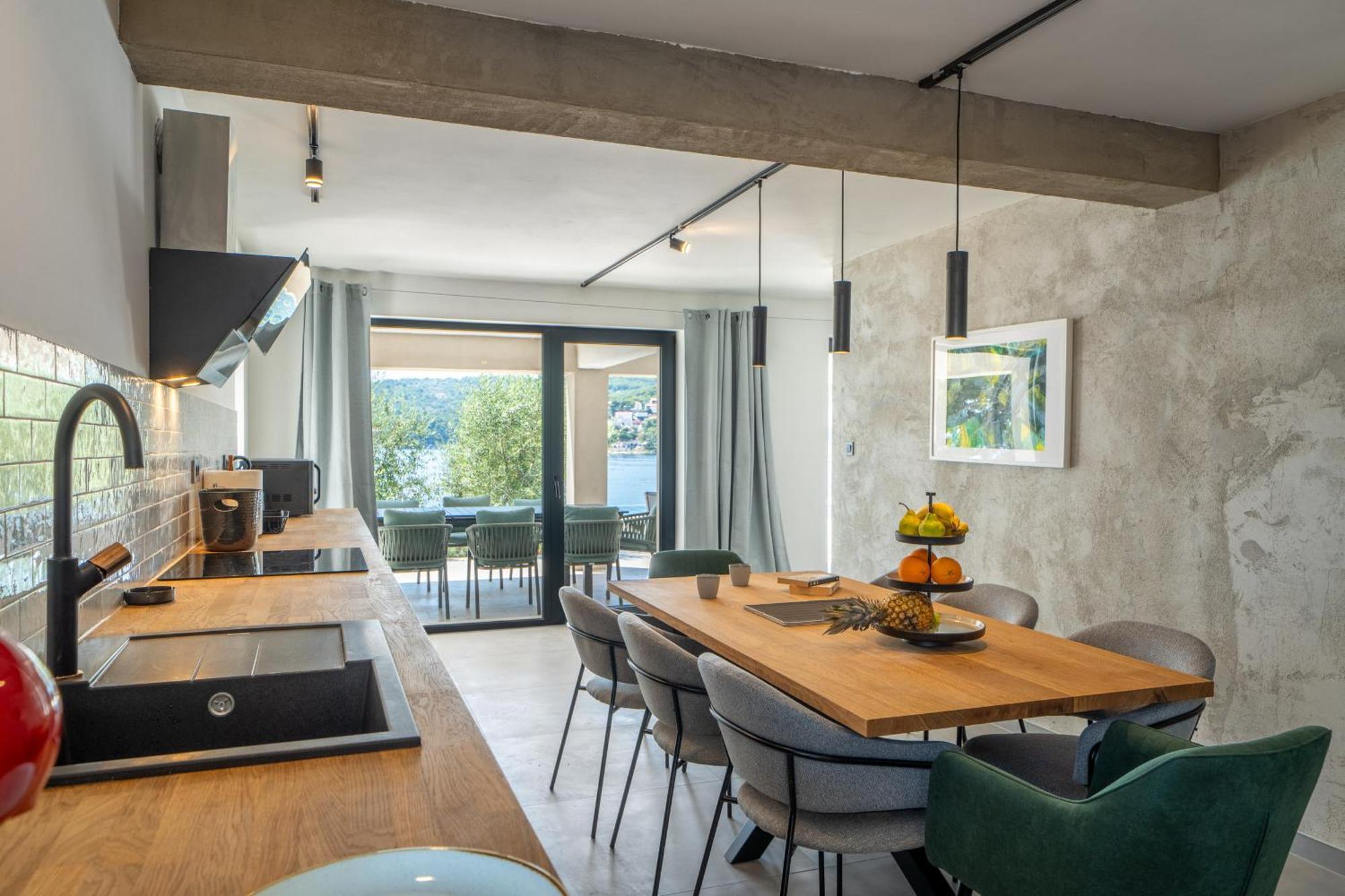 Seafront Villa Serenita Sumartin Eksteriør bilde