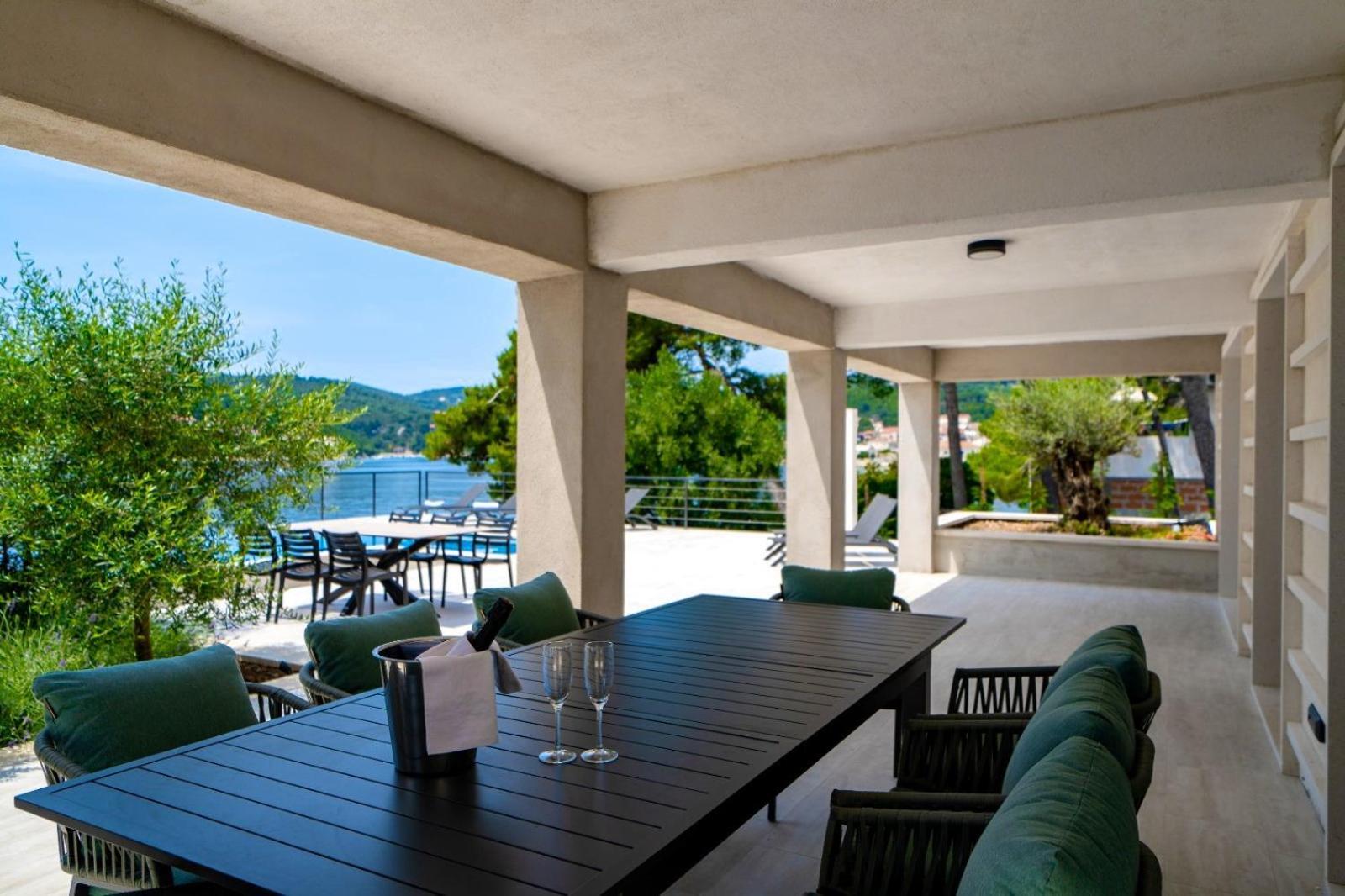 Seafront Villa Serenita Sumartin Eksteriør bilde