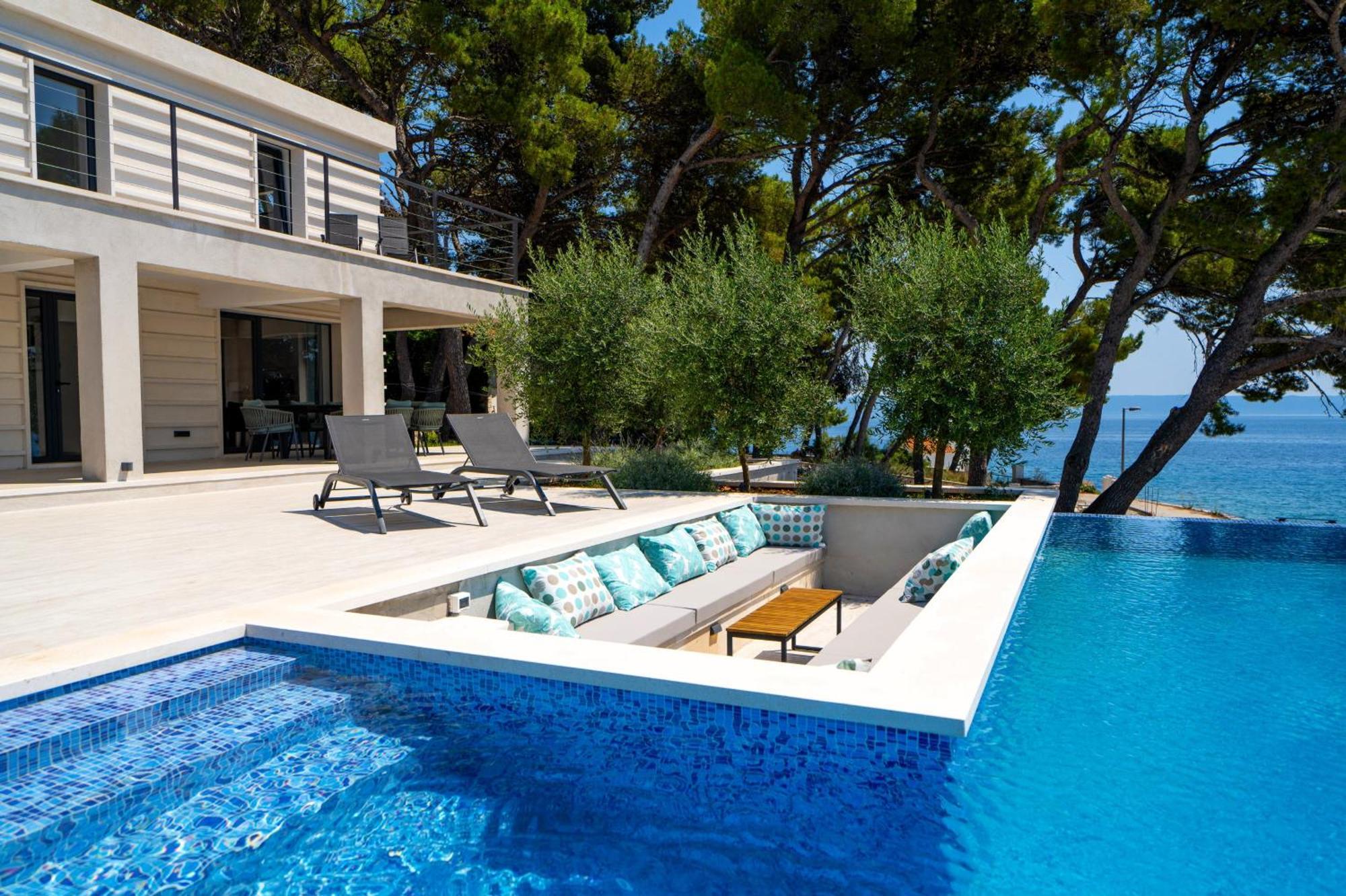 Seafront Villa Serenita Sumartin Eksteriør bilde