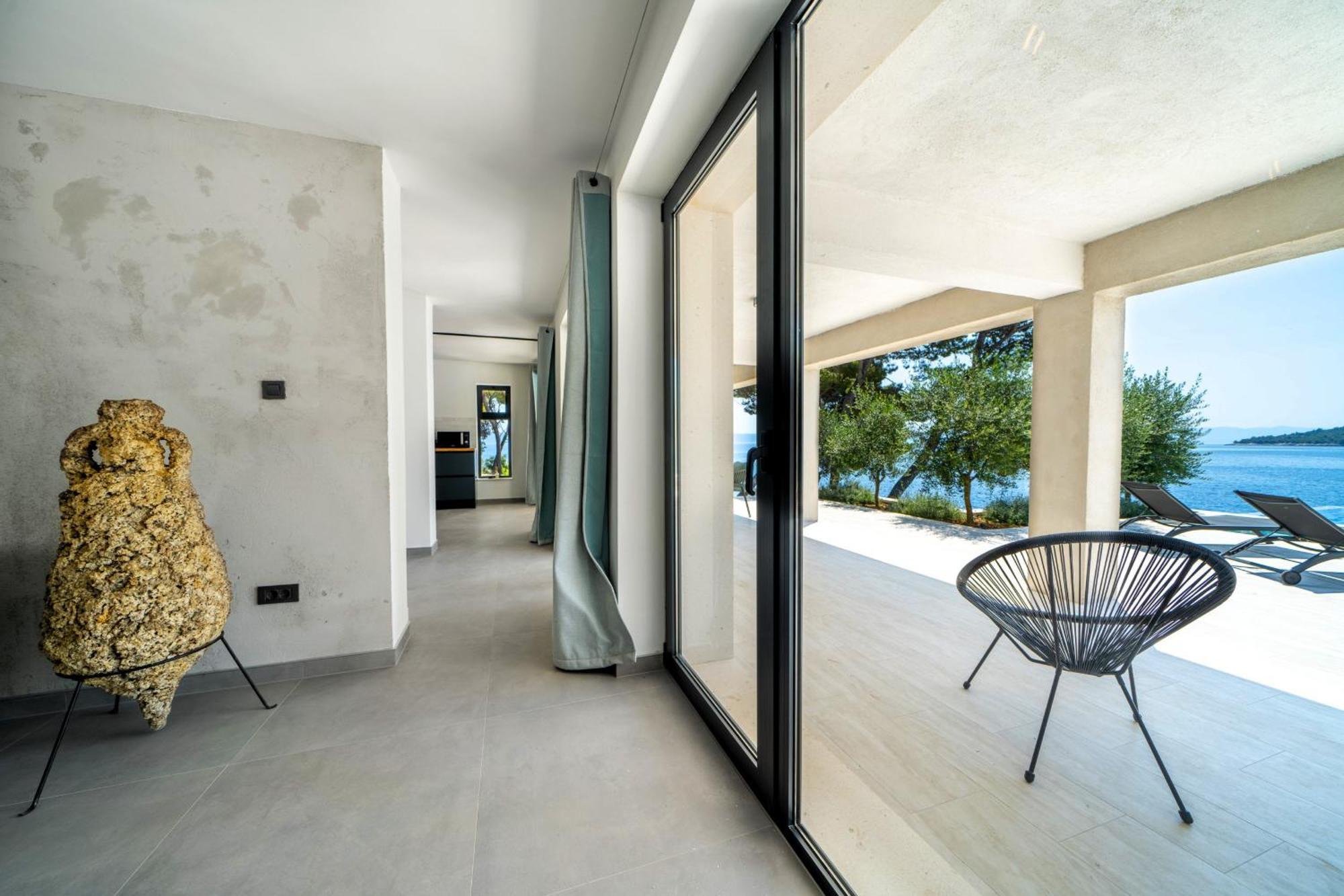 Seafront Villa Serenita Sumartin Eksteriør bilde